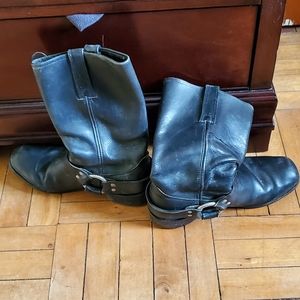 Motorcycle boots